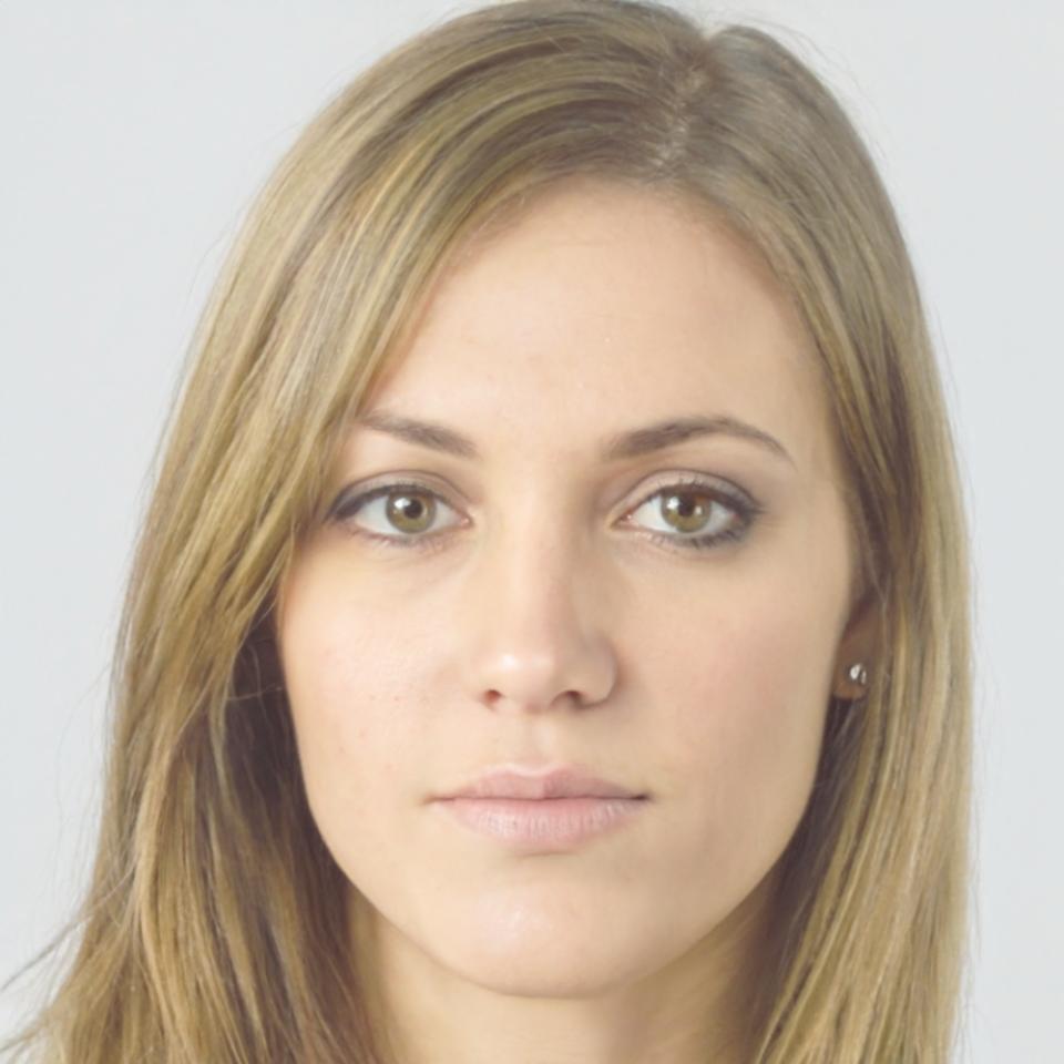 Zeynep Kırımlı - Program Direktörü